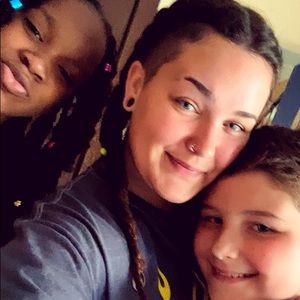 Meet your Posher, Cortney